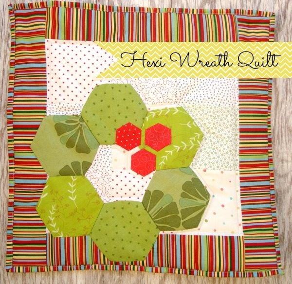 Christmas Sewing Projects: Let's Get Festive and Creative! 22 Sew a hexagon wreath mini quilt with patchwork posse. #holidaycraft #hexagon