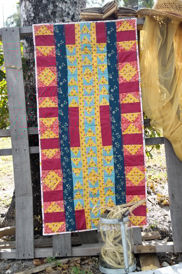 25 Table Runner Patterns - Patchwork Posse