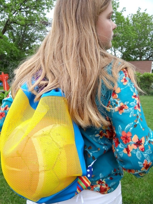 Handmade Fish Toss Game with Fabric Bucket 1