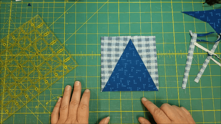 Skinny Flying Geese Quilt Block Video Tutorial 2 Learn how to sew up a fun quilt block that looks like skinny flying geese. Great for by itself or in a larger quilt block. Video tutorial instructions.