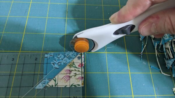 Ripples Mini Quilt - Patchwork Posse