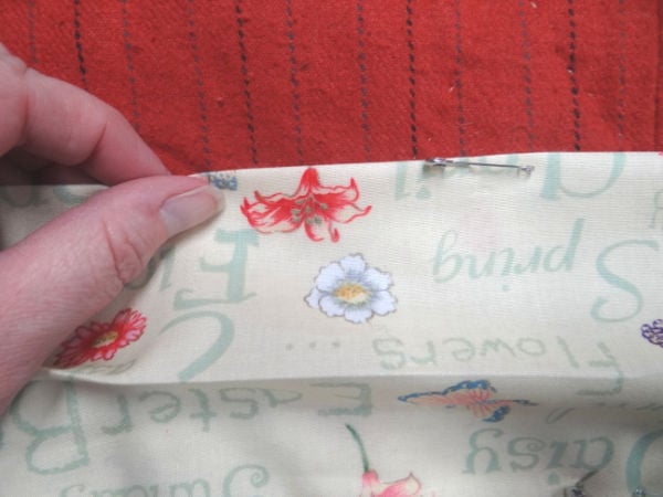 How to Make a Quilt Sleeve 12 use a safety pin to secure if you want