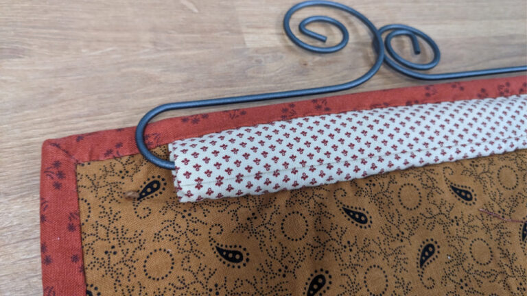 How to Make a Quilt Sleeve - Patchwork Posse