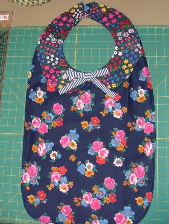 adult bib with a collar