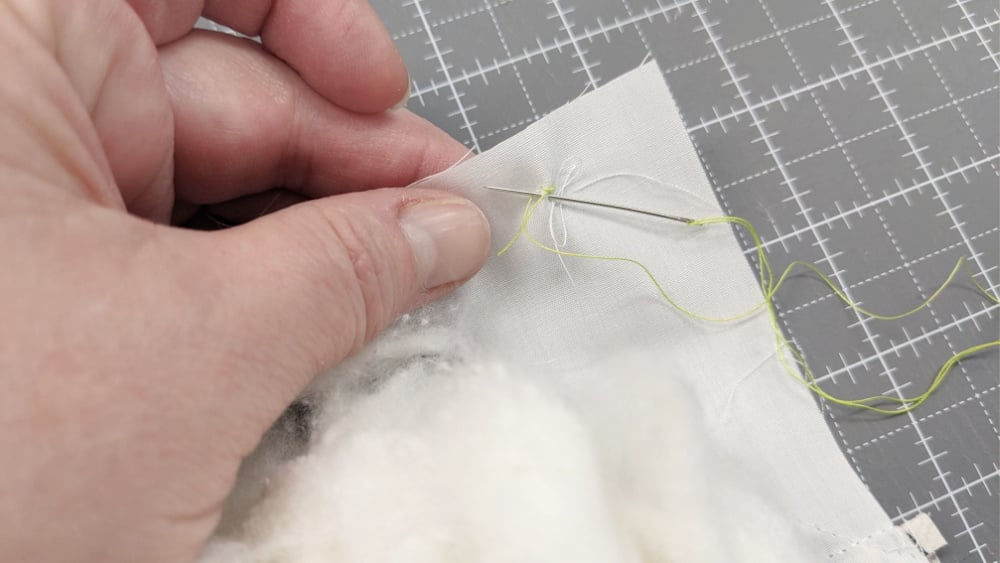How to Make a Pincushion with a Vintage Tin 3 How to Make a Pincushion with a Vintage Tin 3