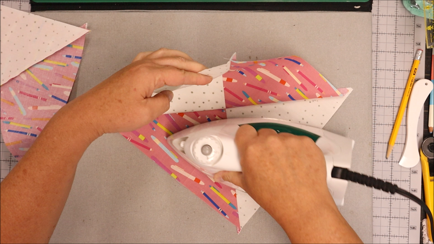 Hour Glass Quilt Block Pattern 13 Hour Glass Quilt Block Pattern 13